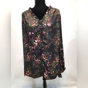 Well Worn Brand women's 2X button down, ruffle neck,floral,long sleeve top.